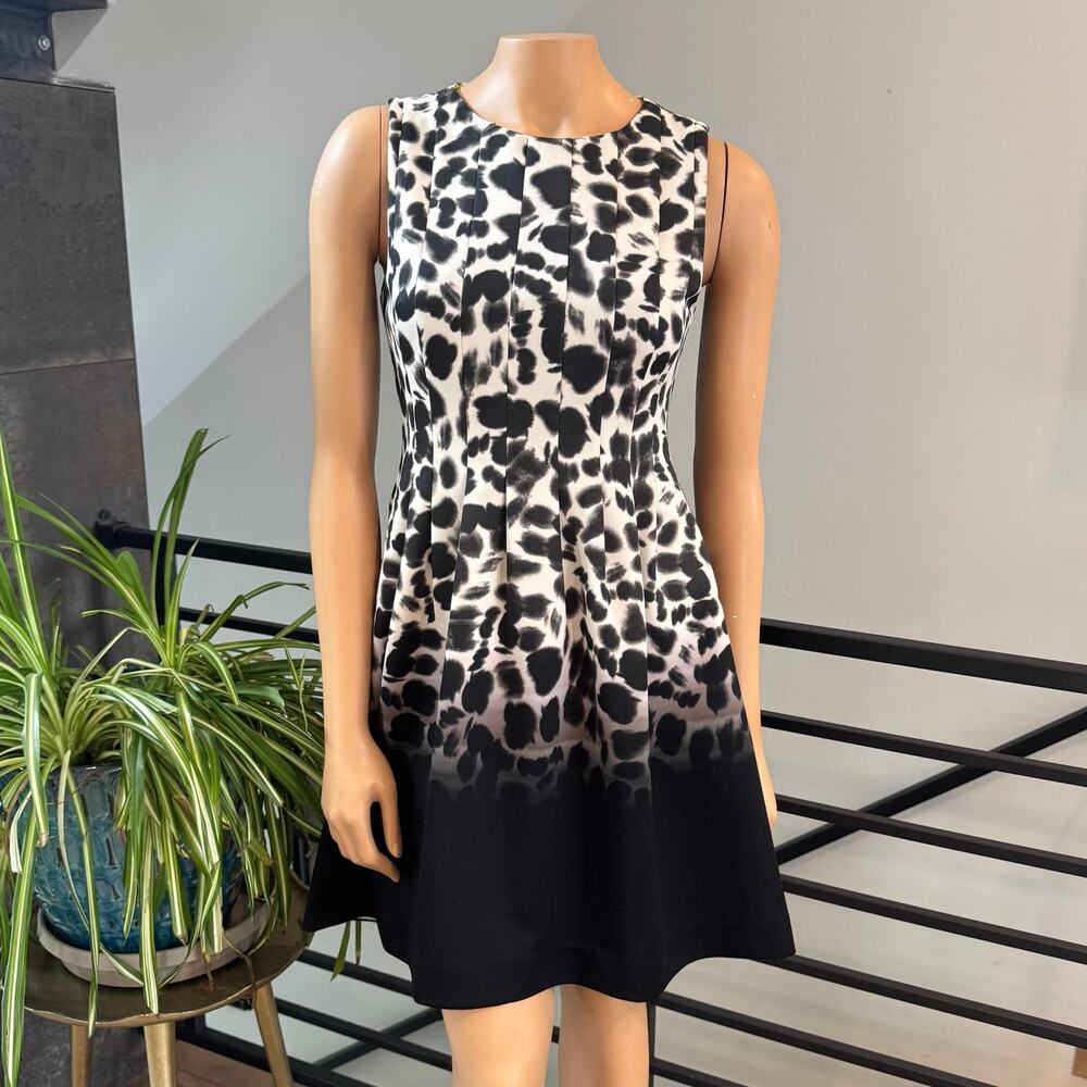 Vince Camuto Ombre Leopard Fit Flare Dress Sz 4 Black White Animal Pleated